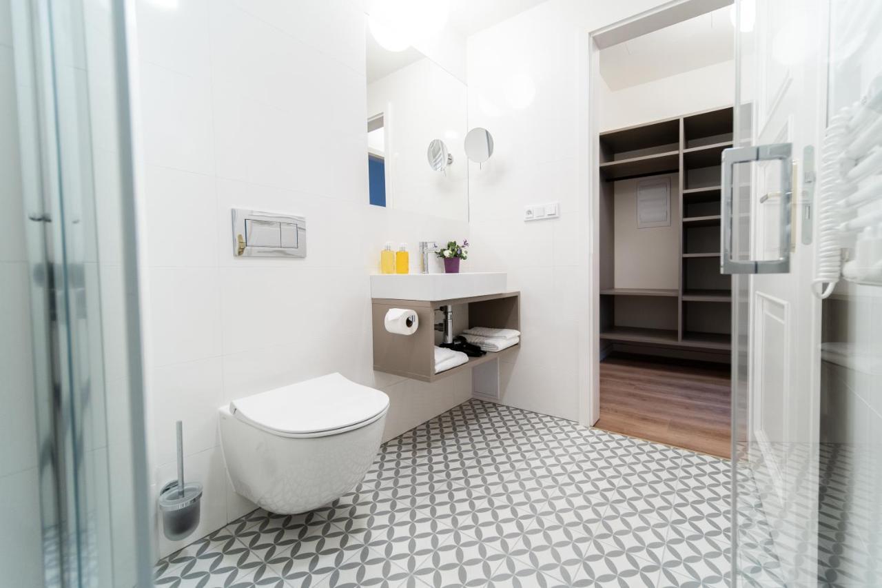Karl By Zeitraum Hotel apartamentowy 4*